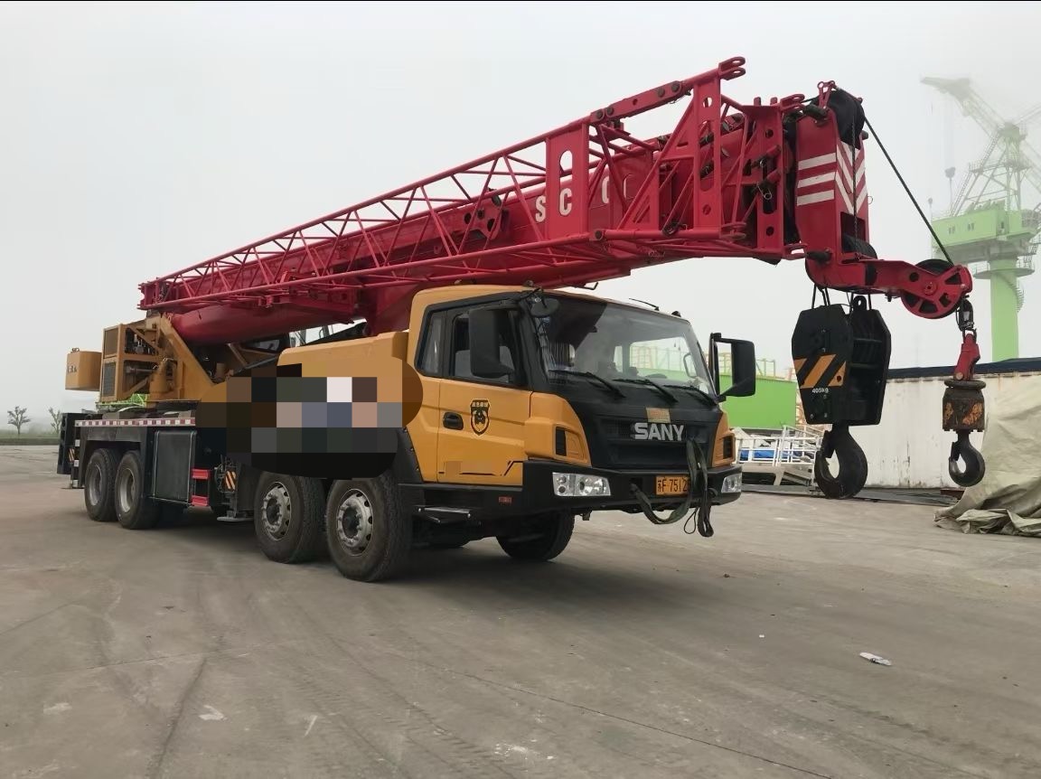 盘龙区工厂设备吊装租赁吊车