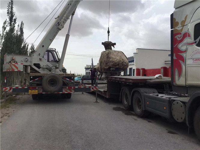 盘龙区狭窄场地（如小区、车间）适合用哪种吊车？