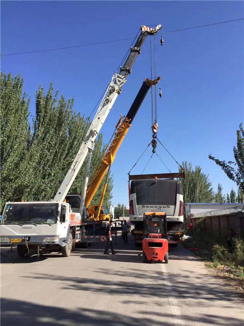 盘龙区港口集装箱搬运案例